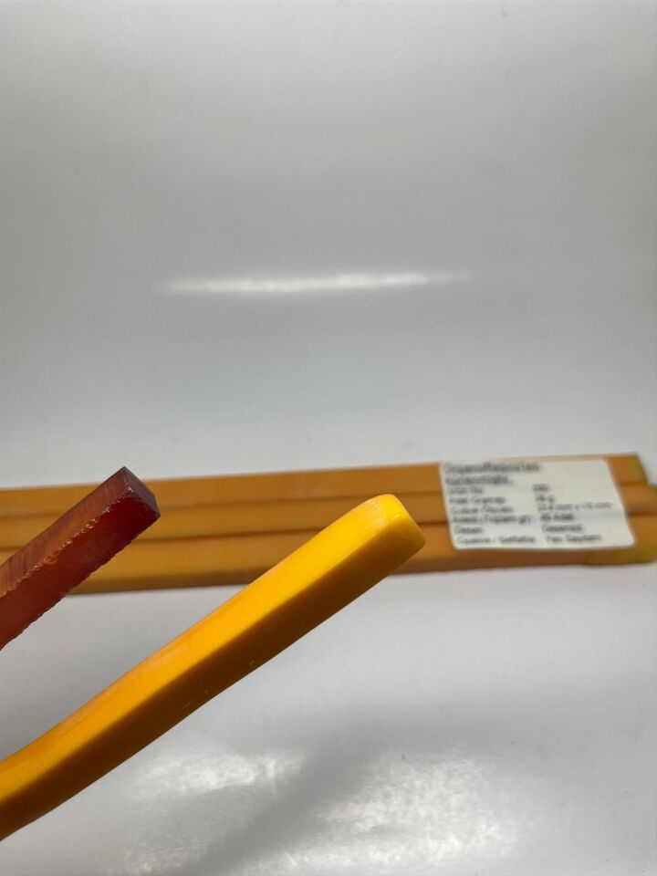 330 Çubuk Sıkma Kehribar - Adedi 28 gramdır. Adetle satılır.